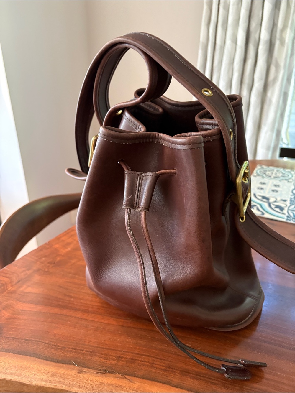 Classic Brown Leather Drawstring Men’s Bucket Bag